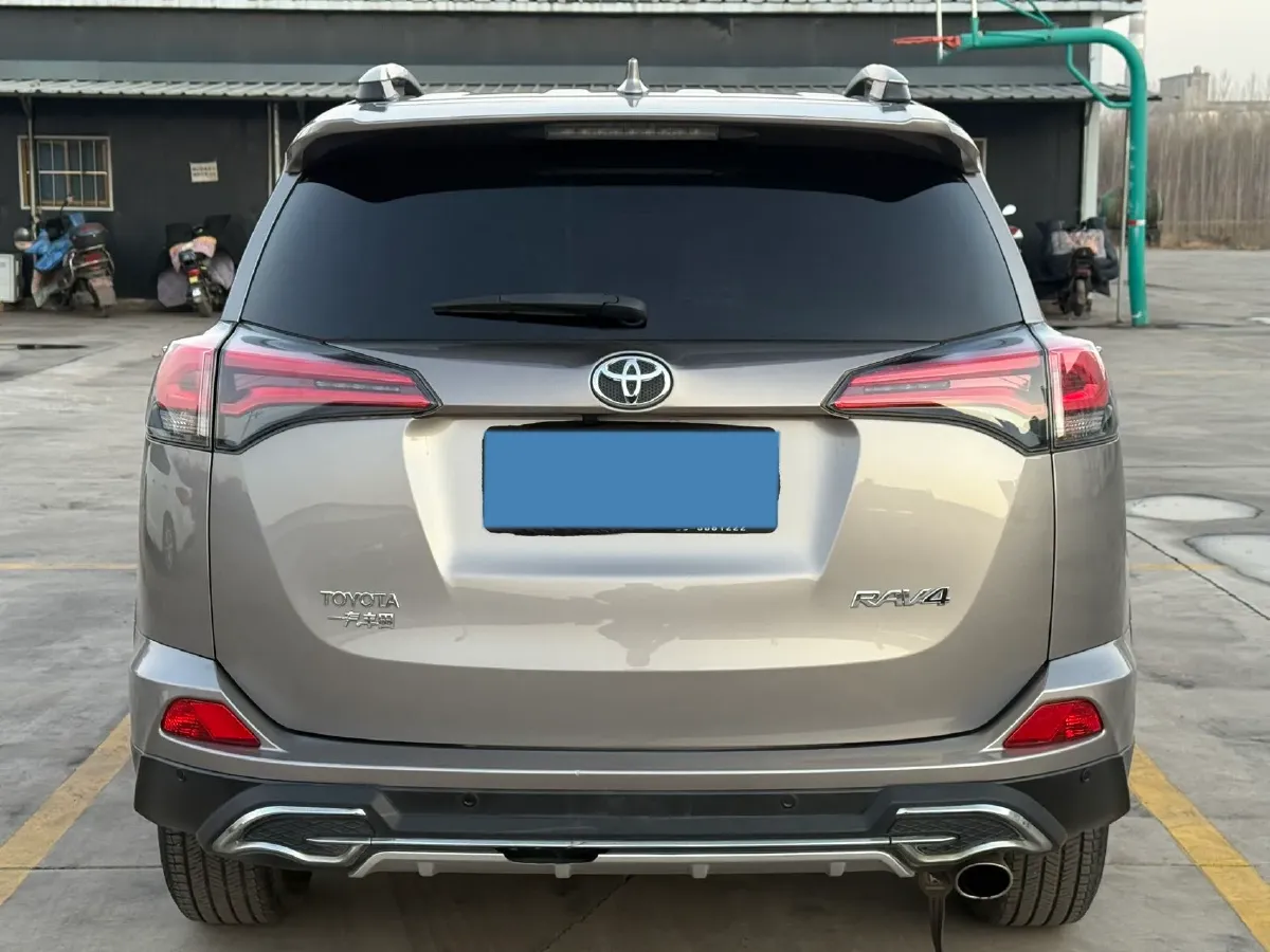 2019 Toyota RAV4 2.0L 151HP L4 CVT,autocango,china used car exporter,china ev exporter,chinese used car exporter,chinese used ev exporter