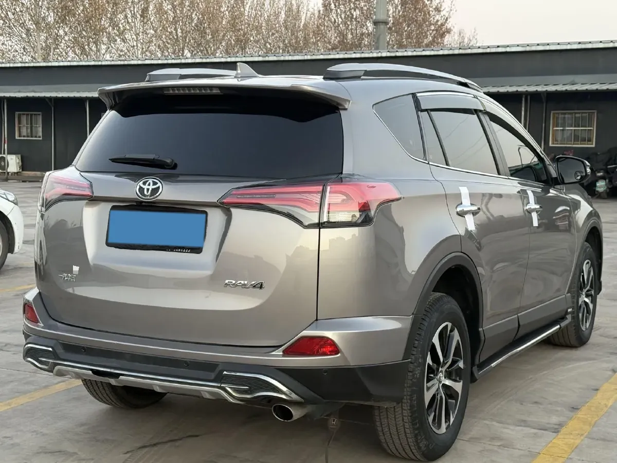 2019 Toyota RAV4 2.0L 151HP L4 CVT,autocango,china used car exporter,china ev exporter,chinese used car exporter,chinese used ev exporter