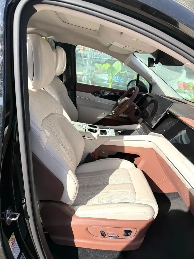 2025 BYD Xia 1.5T 156HP L4 E-CVT PHEV 20.39KWH,autocango,china used car exporter,china ev exporter,chinese used car exporter,chinese used ev exporter