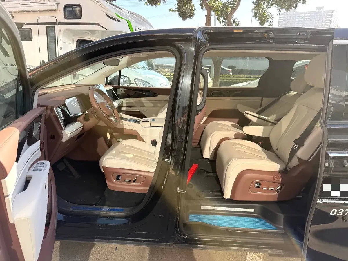 2025 BYD Xia 1.5T 156HP L4 E-CVT PHEV 20.39KWH,autocango,china used car exporter,china ev exporter,chinese used car exporter,chinese used ev exporter