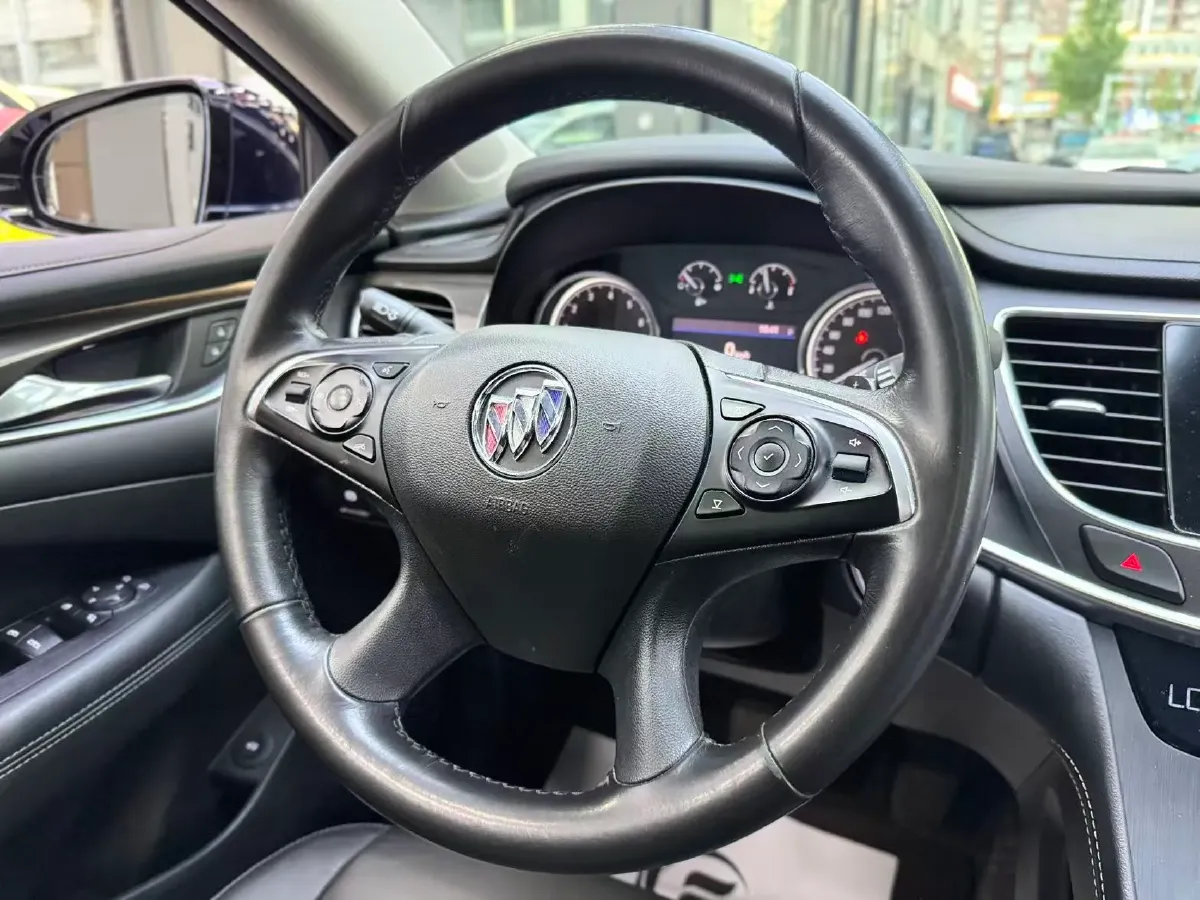 2022 Buick Larcosse 2.0T 237HP L4 9AT,autocango,china used car exporter,china ev exporter,chinese used car exporter,chinese used ev exporter