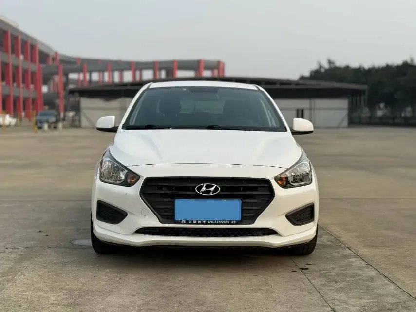 2017 Hyundai Reina 1.4L 95HP L4 5MT,autocango,china used car exporter,china ev exporter,chinese used car exporter,chinese used ev exporter