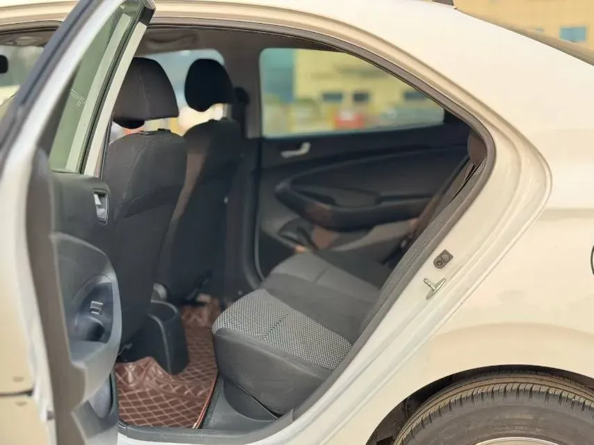 2017 Hyundai Reina 1.4L 95HP L4 5MT,autocango,china used car exporter,china ev exporter,chinese used car exporter,chinese used ev exporter