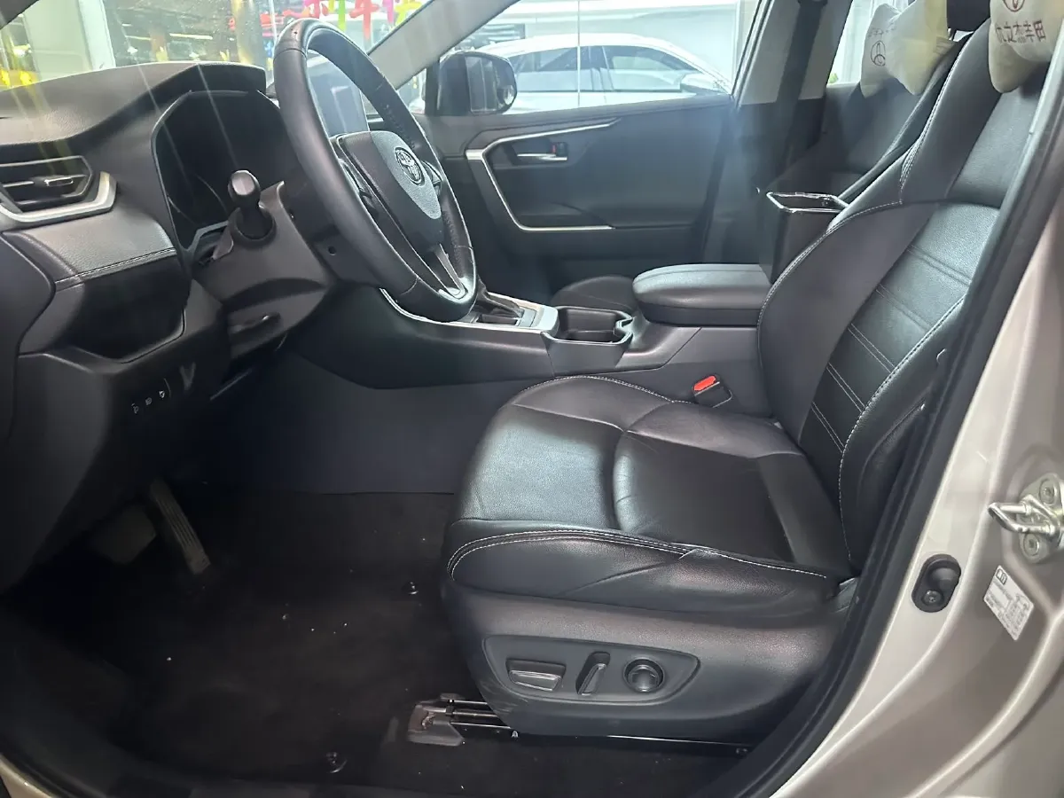 2021 Toyota Wildlander 2.0L 171HP L4 CVT,autocango,china used car exporter,china ev exporter,chinese used car exporter,chinese used ev exporter