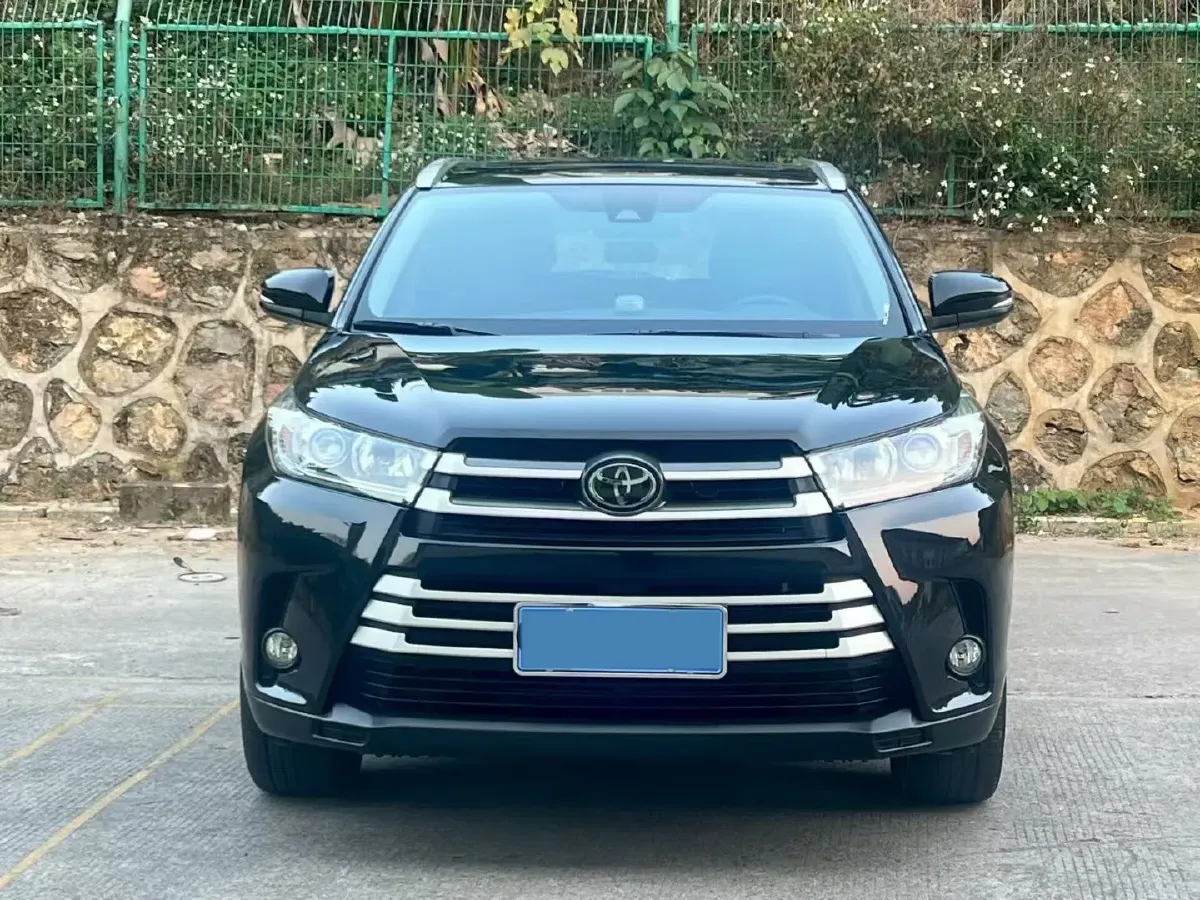2021 Toyota Highlander 2.0T 220HP L4 6AT,autocango,china used car exporter,china ev exporter,chinese used car exporter,chinese used ev exporter