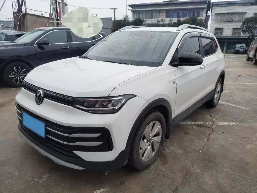 2025 Volkswagen Tharu 1.5L 110HP L4 6AT