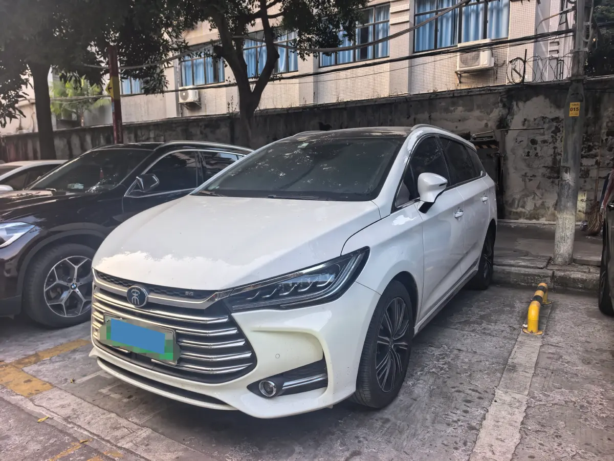 2019 BYD Song MAX 1.5T 160HP L4 6DCT PHEV 15.98KWH