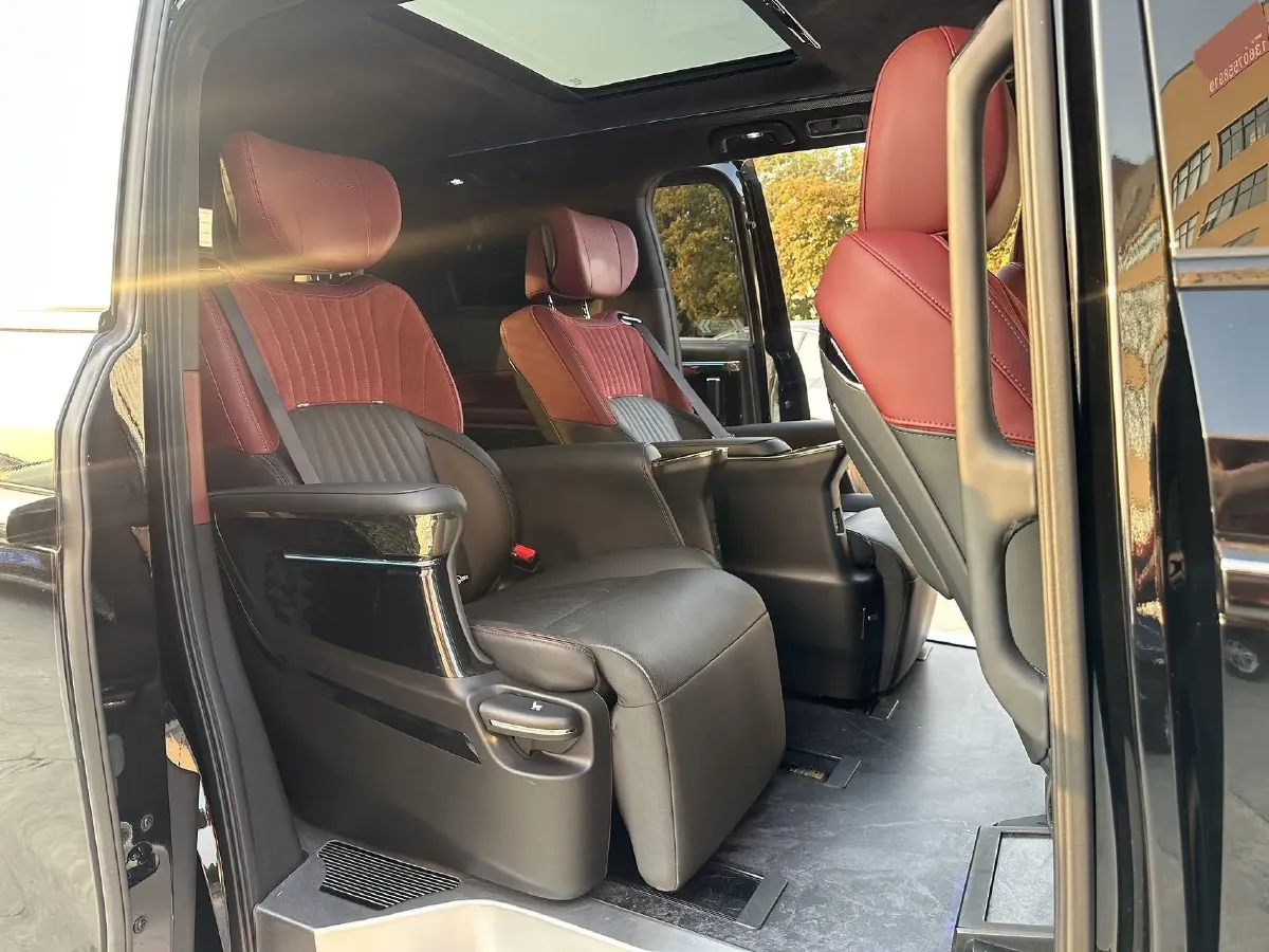 2025 GAC Trumpchi M8 2.0T 190HP L4 2DHT Hybrid,autocango,china used car exporter,china ev exporter,chinese used car exporter,chinese used ev exporter