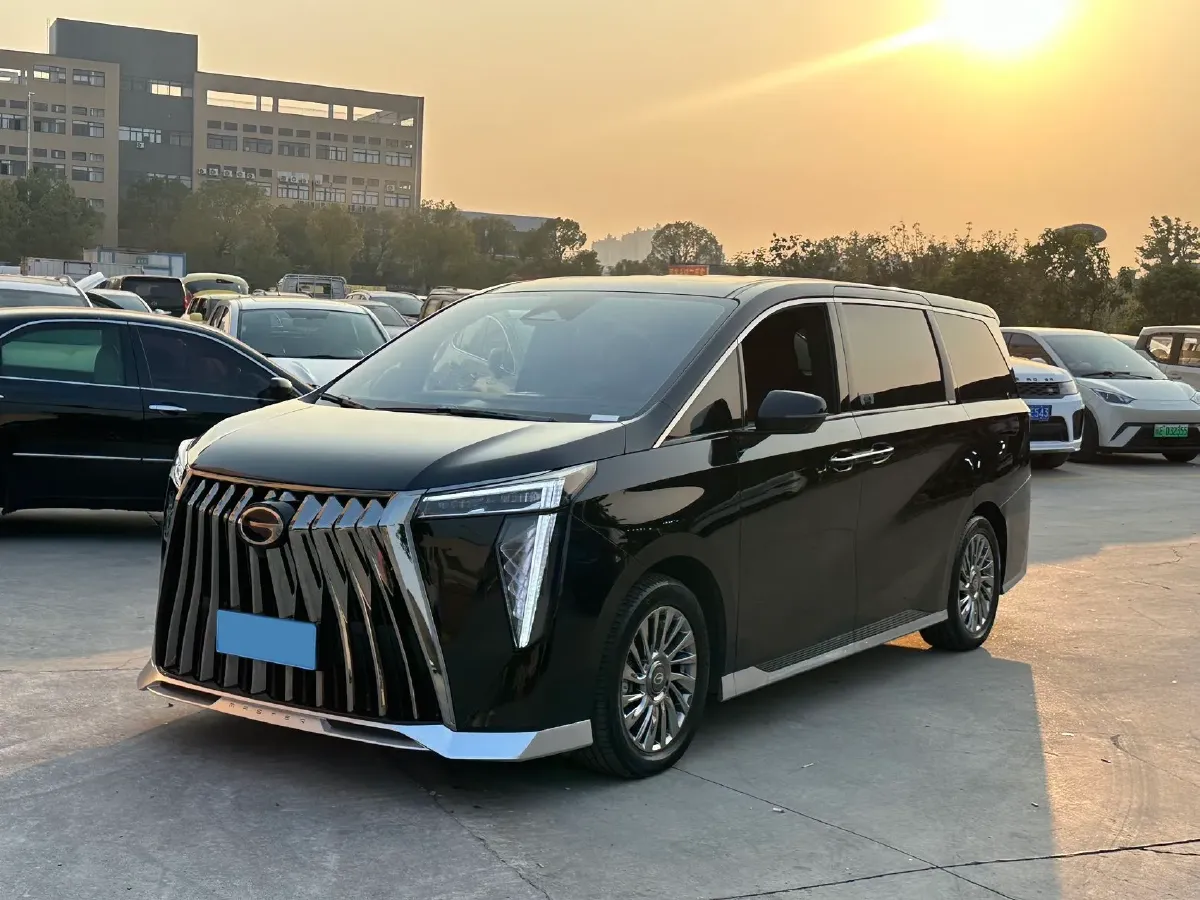2025 GAC Trumpchi M8 2.0T 190HP L4 2DHT Hybrid,autocango,china used car exporter,china ev exporter,chinese used car exporter,chinese used ev exporter