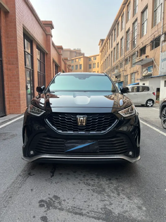 2022 Toyota Crown Kluger 2.0T 248HP L4 8AT,autocango,china used car exporter,china ev exporter,chinese used car exporter,chinese used ev exporter