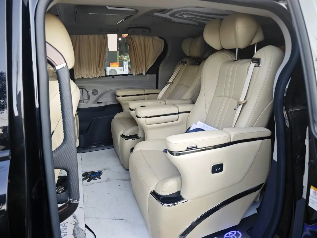 2021 Toyota Sienna 2.5L 192HP L4 E-CVT Hybrid,autocango,china used car exporter,china ev exporter,chinese used car exporter,chinese used ev exporter