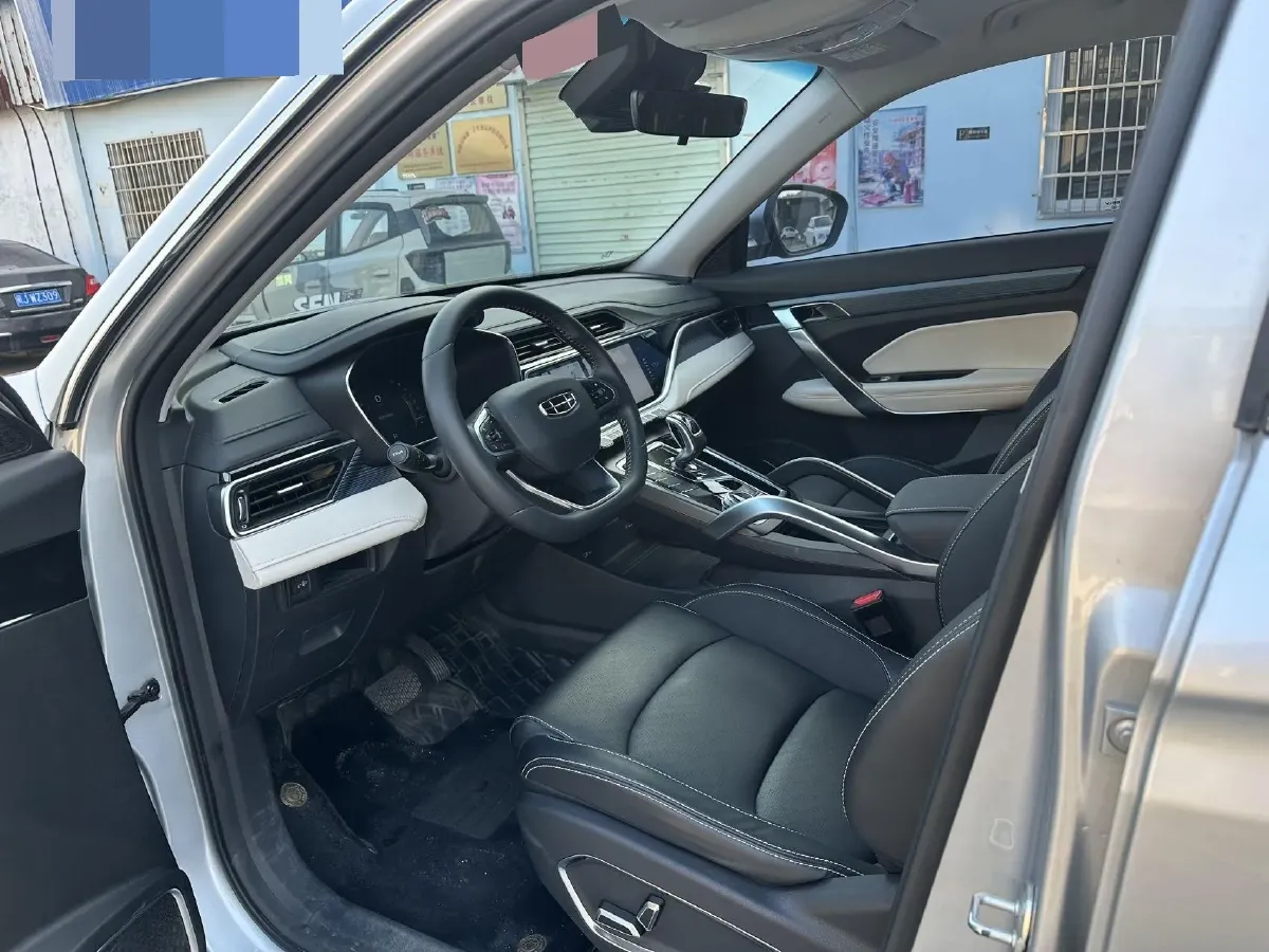 2022 Geely Azkarra 1.8T 184HP L4 7DCT,autocango,china used car exporter,china ev exporter,chinese used car exporter,chinese used ev exporter