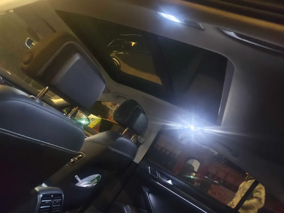 2020 Volkswagen Magotan 2.0T 186HP L4 7DCT,autocango,china used car exporter,china ev exporter,chinese used car exporter,chinese used ev exporter