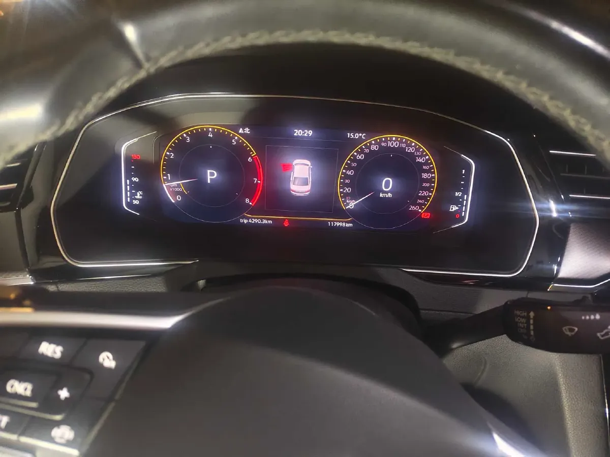 2020 Volkswagen Magotan 2.0T 186HP L4 7DCT,autocango,china used car exporter,china ev exporter,chinese used car exporter,chinese used ev exporter