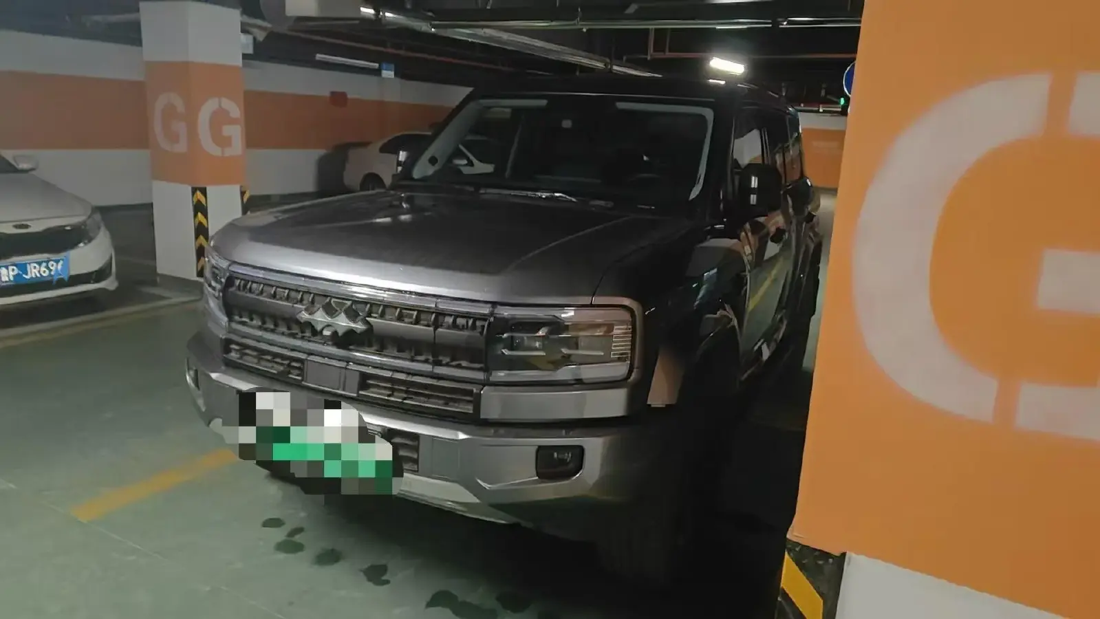 2025 FangChengBao Bao 5 1.5T 194HP L4 E-CVT PHEV 31.8KWH