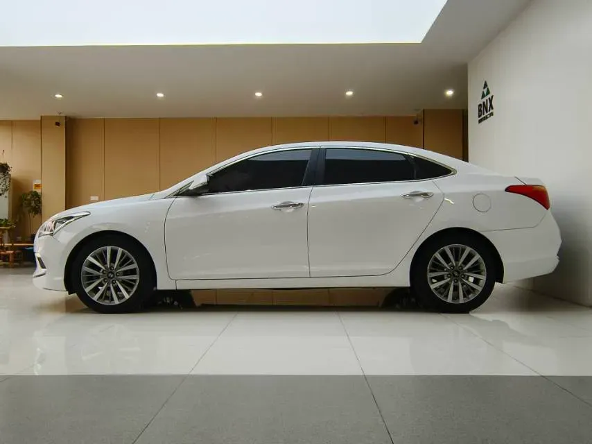2019 Hyundai Mistra 1.8L 143HP L4 6AT,autocango,china used car exporter,china ev exporter,chinese used car exporter,chinese used ev exporter