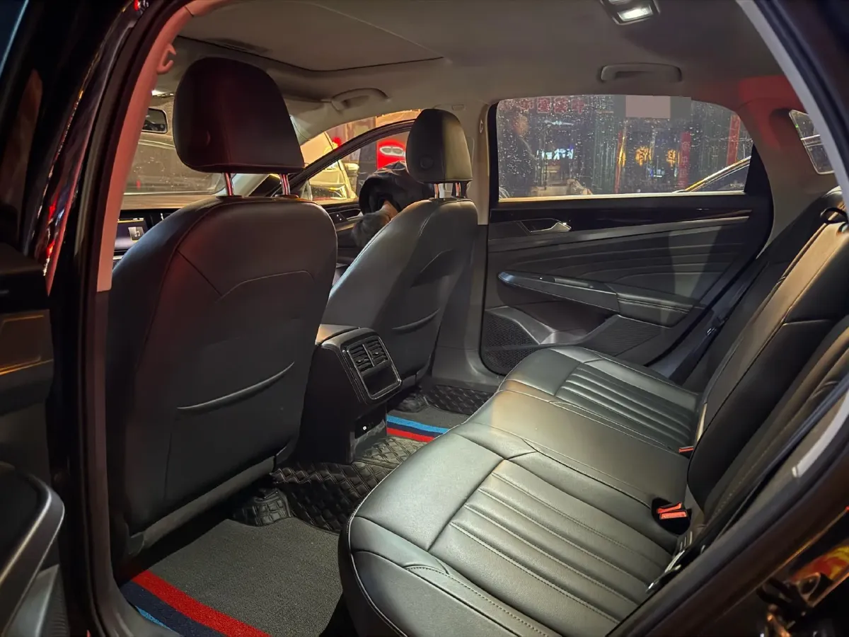 2024 Volkswagen Passat 1.4T 150HP L4 7DCT,autocango,china used car exporter,china ev exporter,chinese used car exporter,chinese used ev exporter