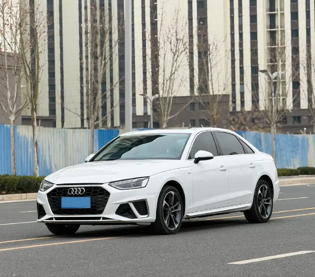 2022 Audi A4L 2.0T 150HP L4 7DCT