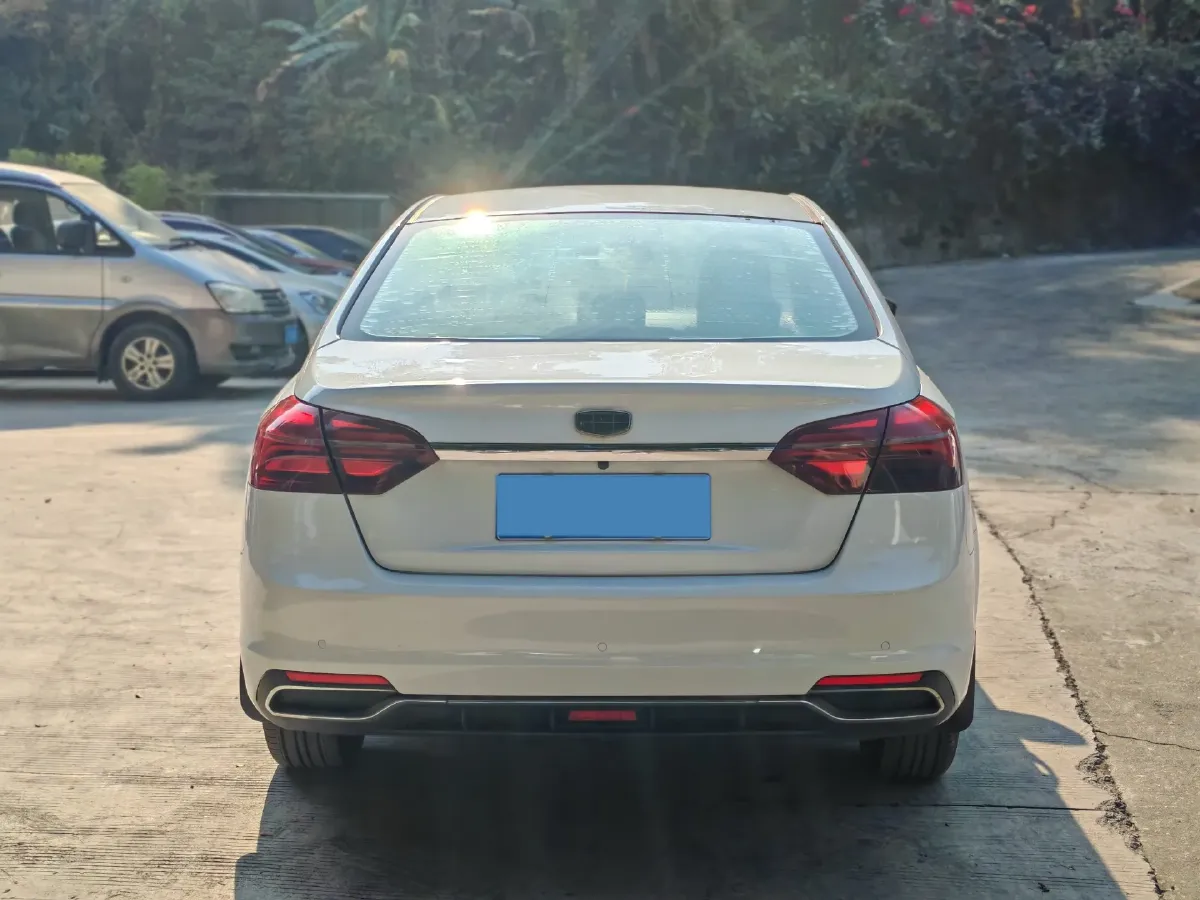 2018 Geely Emgrand 1.5L 109HP L4 CVT,autocango,china used car exporter,china ev exporter,chinese used car exporter,chinese used ev exporter