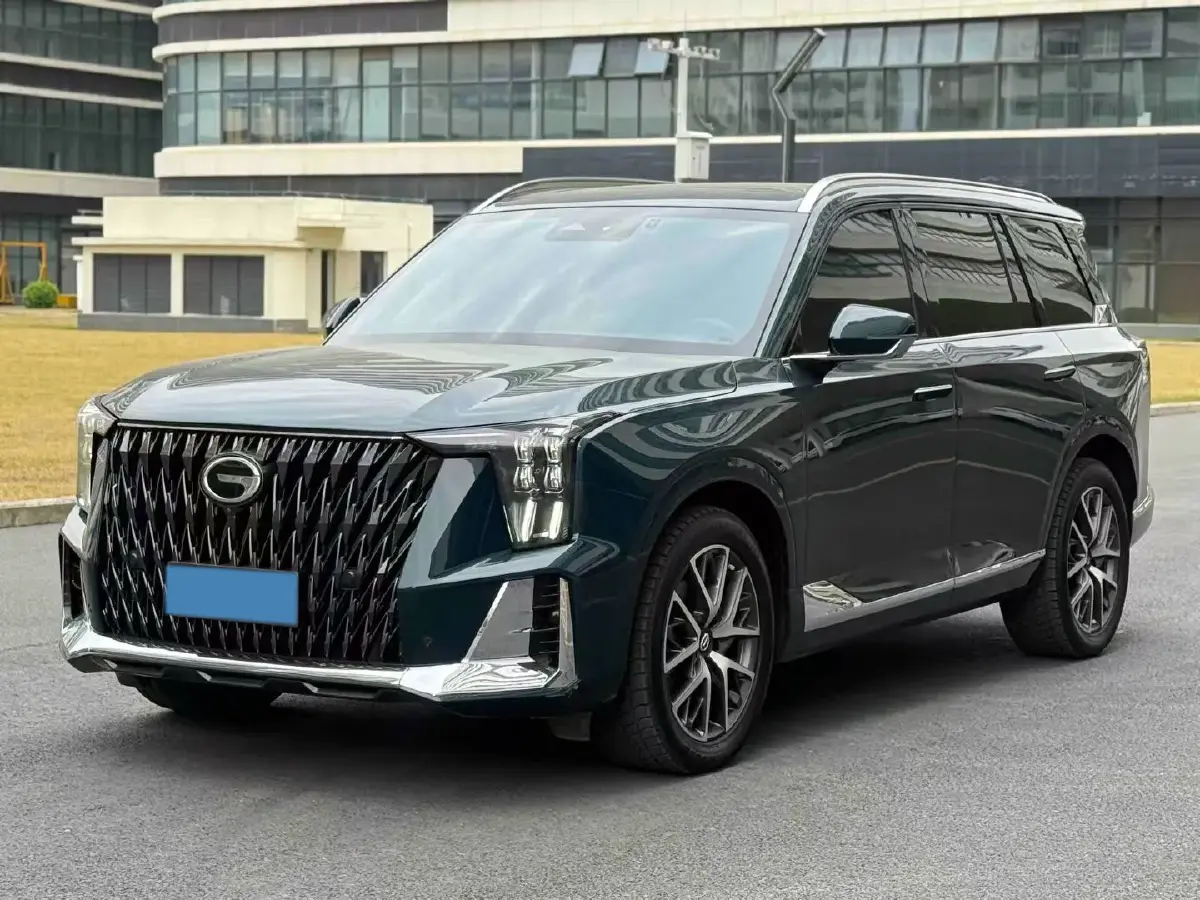 2022 GAC Trumpchi GS8 2.0T 190HP L4 E-CVT Hybrid