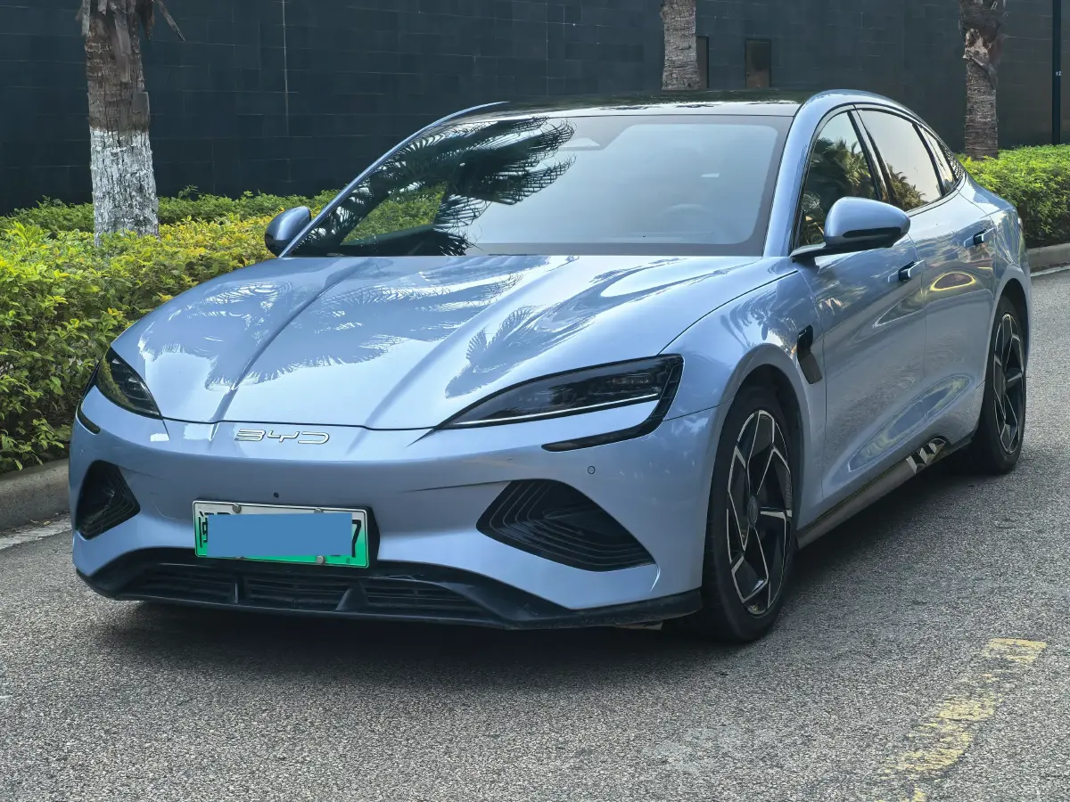 2022 AITO AITO M5 Range Extended 125HP REEV 40KWH