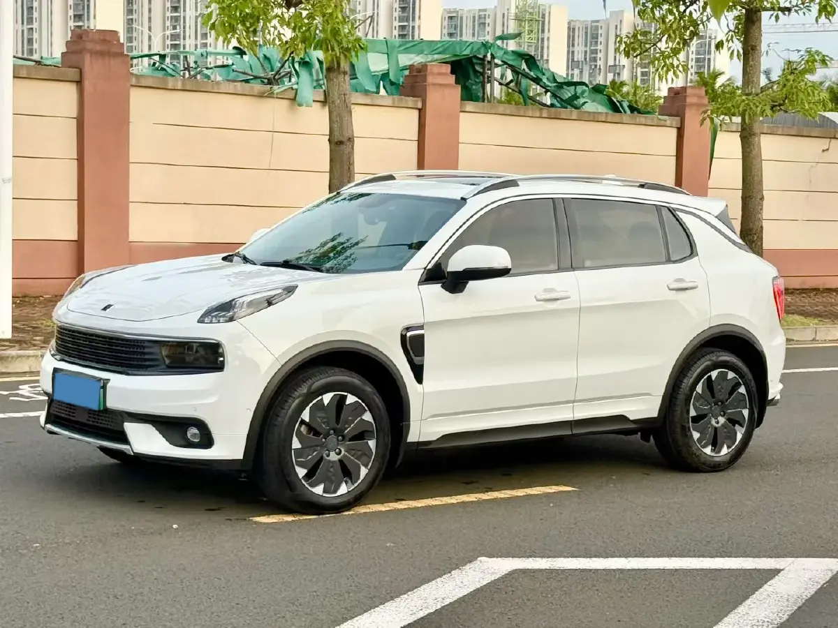 2019 LYNK&CO 01 EM-P 1.5T 180HP L3 7DCT PHEV 9.4KWH