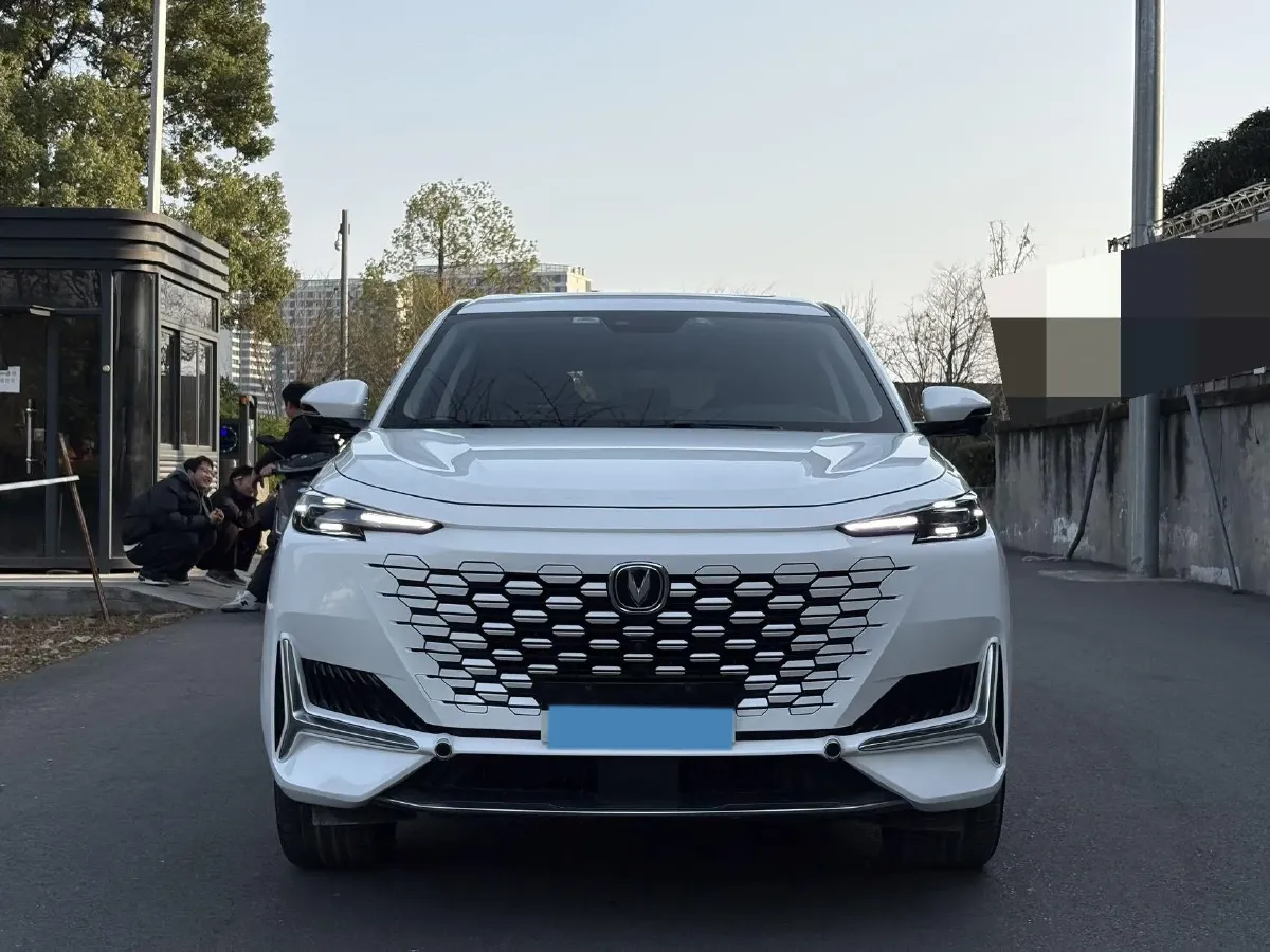 2021 ChangAn UNI-K 2.0T 233HP L4 8AT,autocango,china used car exporter,china ev exporter,chinese used car exporter,chinese used ev exporter