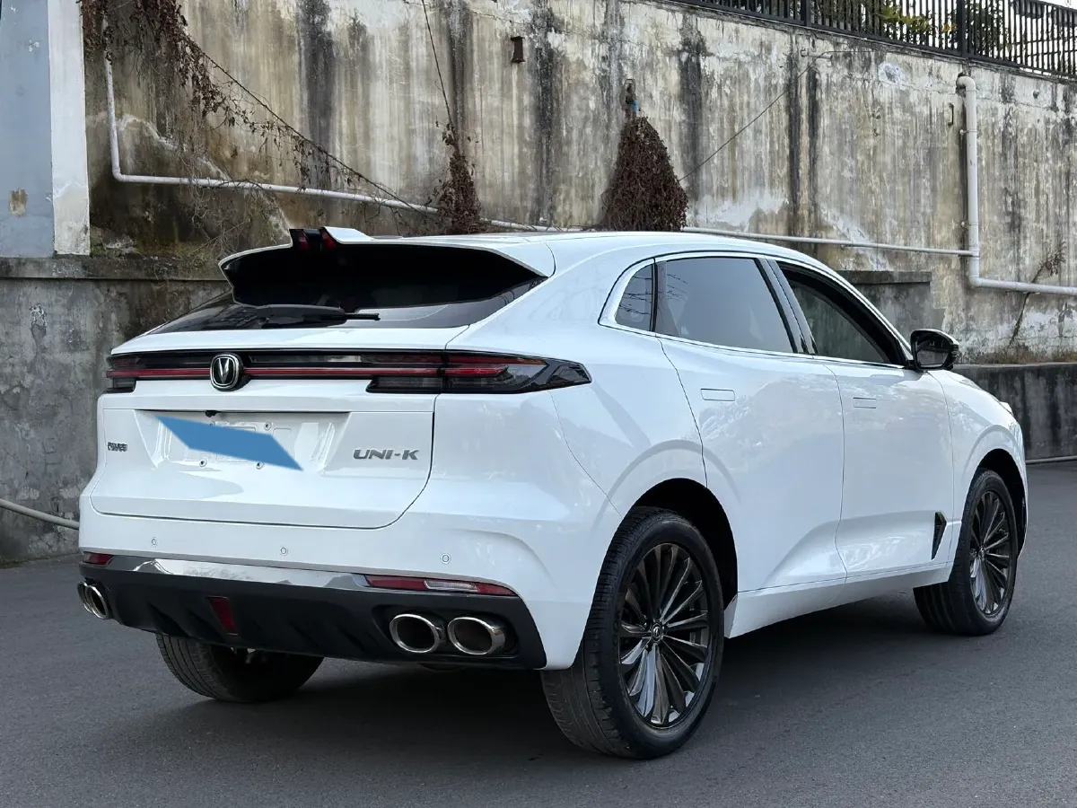2021 ChangAn UNI-K 2.0T 233HP L4 8AT,autocango,china used car exporter,china ev exporter,chinese used car exporter,chinese used ev exporter