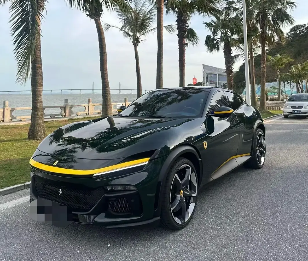 2023 Ferrari Purosangue 6.5L 725HP V12 8DCT