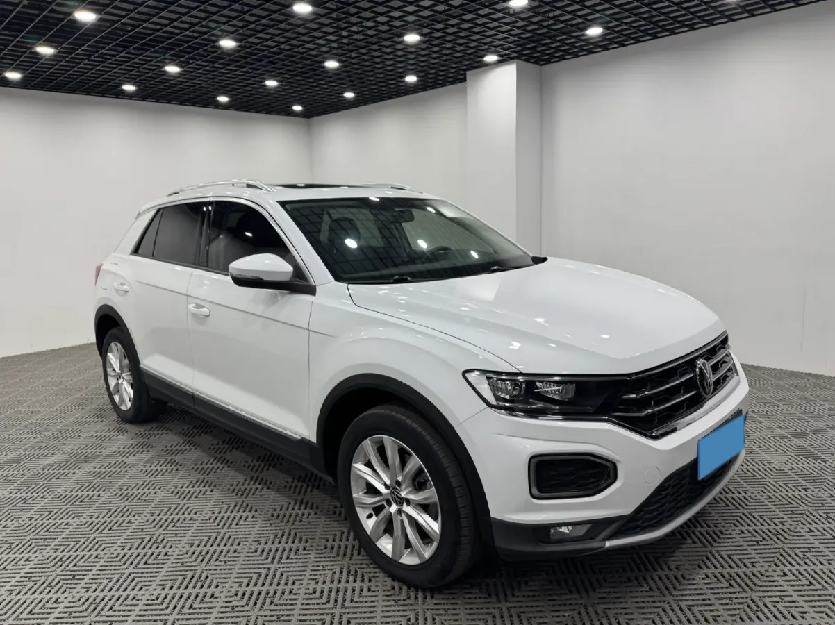 2021 Volkswagen T-Roc 1.4T 150HP L4 7DCT,autocango,china used car exporter,china ev exporter,chinese used car exporter,chinese used ev exporter