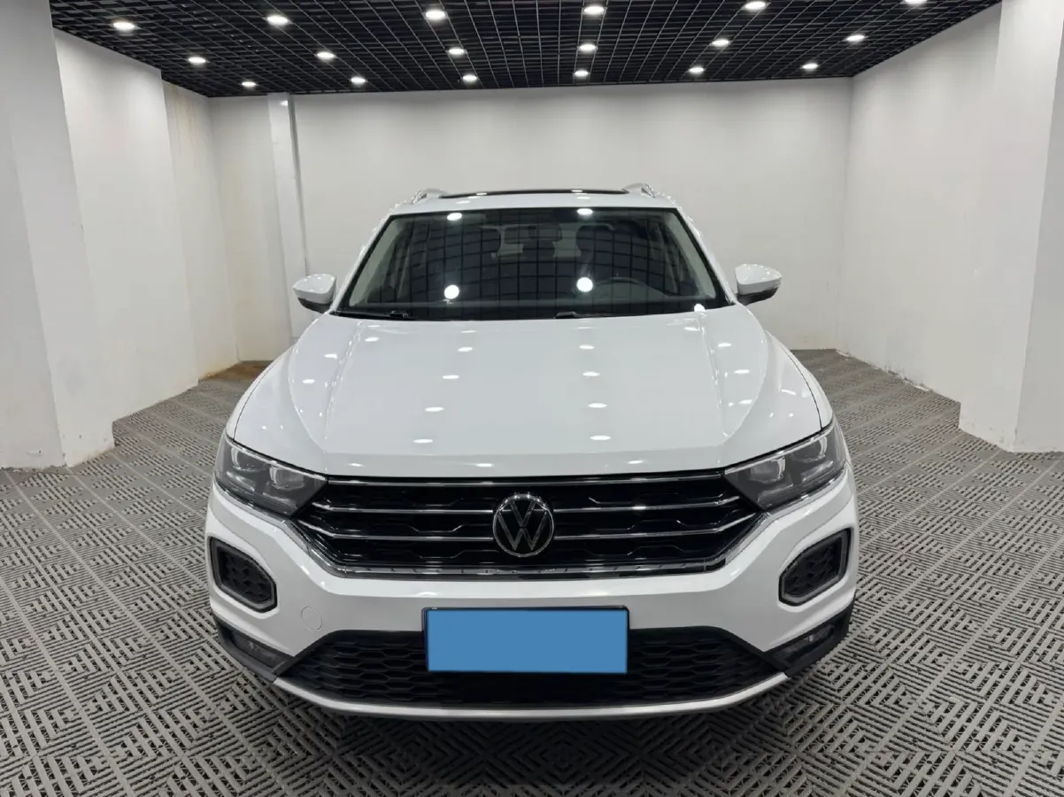2021 Volkswagen T-Roc 1.4T 150HP L4 7DCT,autocango,china used car exporter,china ev exporter,chinese used car exporter,chinese used ev exporter
