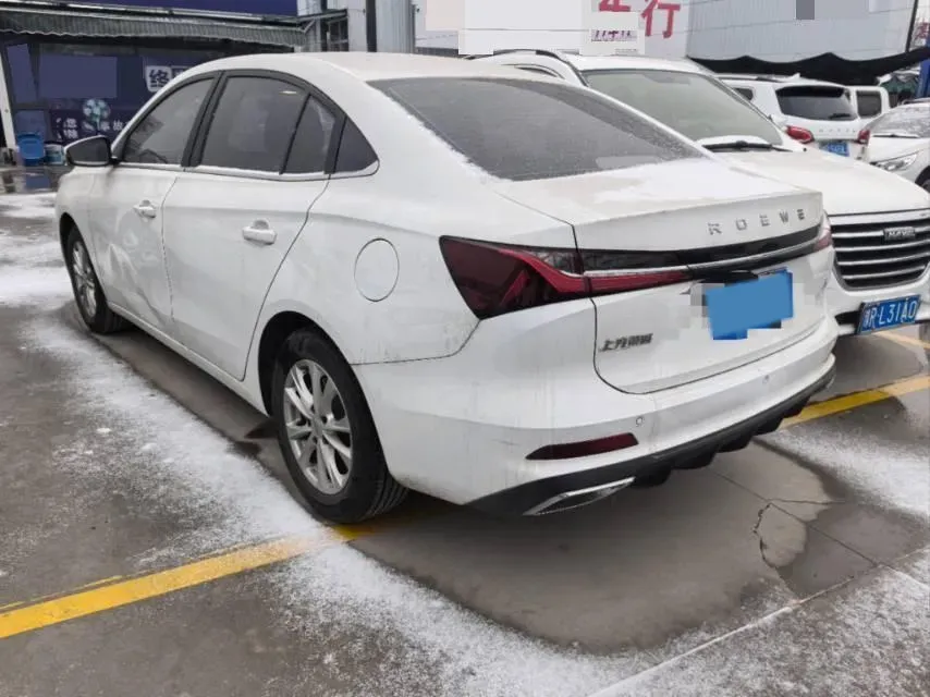 2023 Roewe i5 1.5L 129HP L4 CVT,autocango,china used car exporter,china ev exporter,chinese used car exporter,chinese used ev exporter