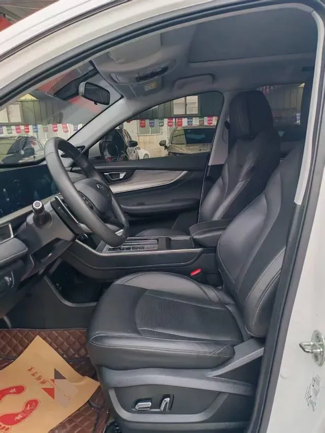 2023 Chery Tiggo 8 1.6T 197HP L4 7DCT,autocango,china used car exporter,china ev exporter,chinese used car exporter,chinese used ev exporter