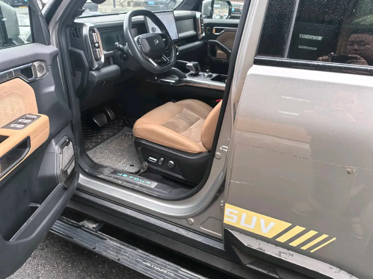 2023 Jetour Traveller 2.0T 254HP L4 8AT,autocango,china used car exporter,china ev exporter,chinese used car exporter,chinese used ev exporter