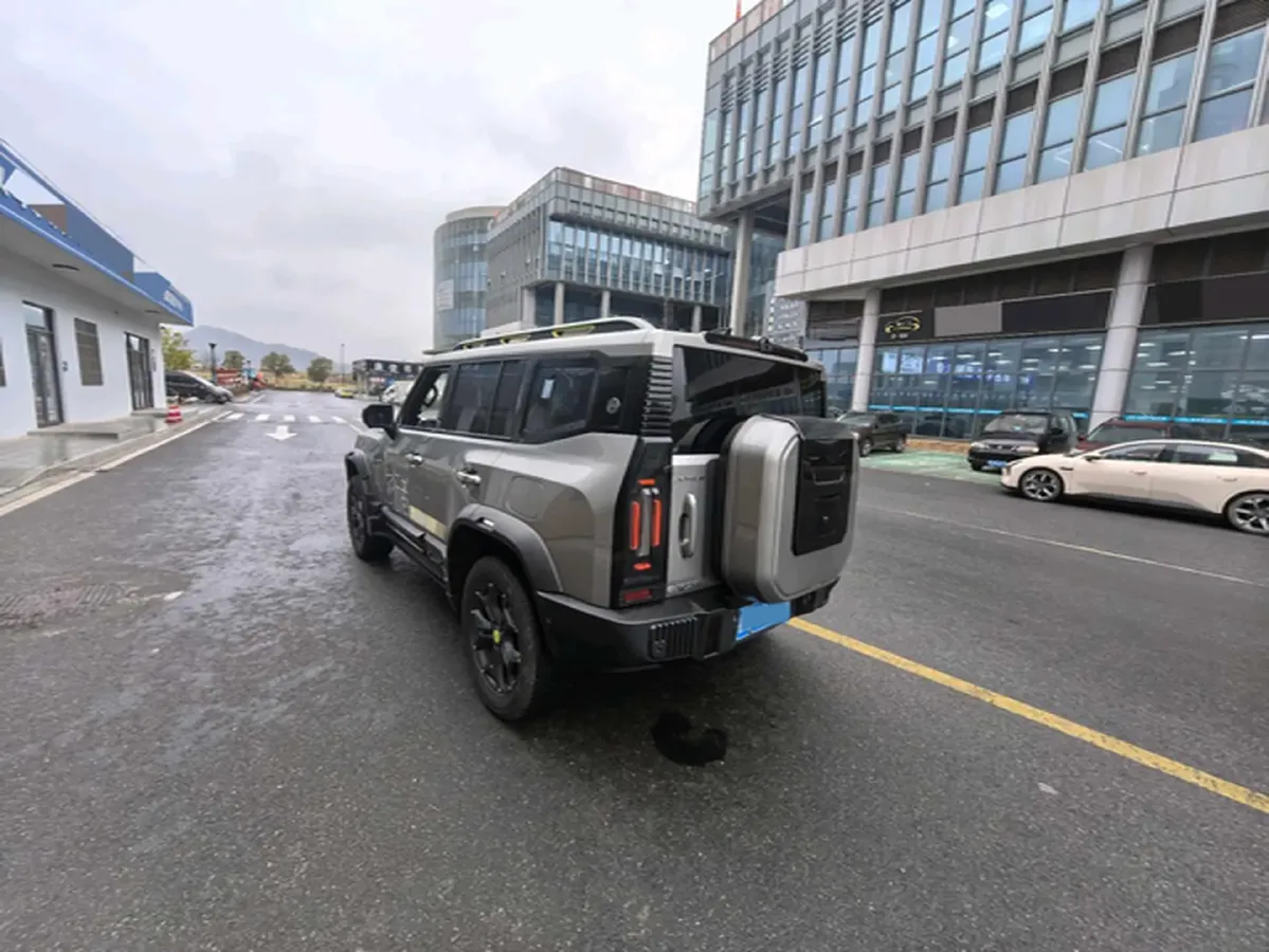 2023 Jetour Traveller 2.0T 254HP L4 8AT,autocango,china used car exporter,china ev exporter,chinese used car exporter,chinese used ev exporter