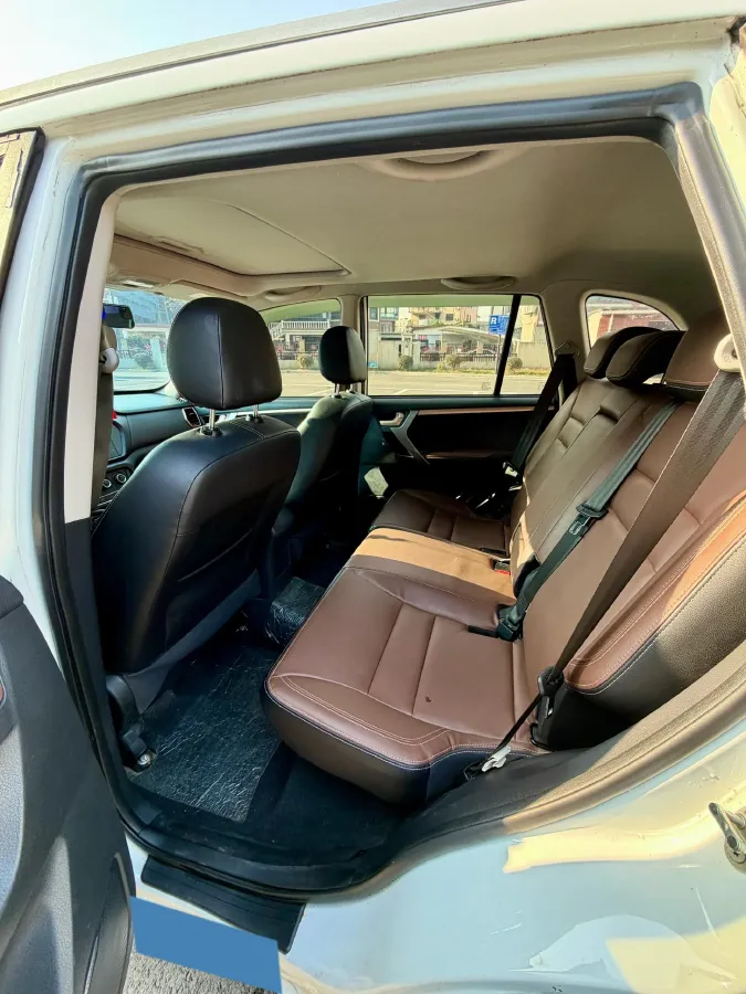 2020 Chery Tiggo 3 1.5L 116HP L4 5MT,autocango,china used car exporter,china ev exporter,chinese used car exporter,chinese used ev exporter