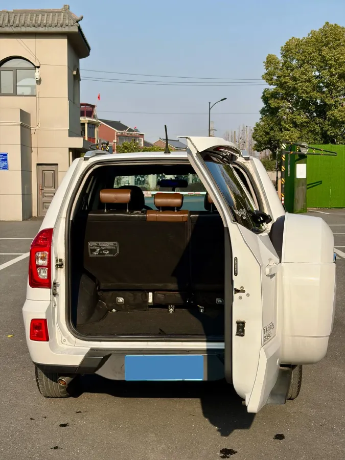 2020 Chery Tiggo 3 1.5L 116HP L4 5MT,autocango,china used car exporter,china ev exporter,chinese used car exporter,chinese used ev exporter