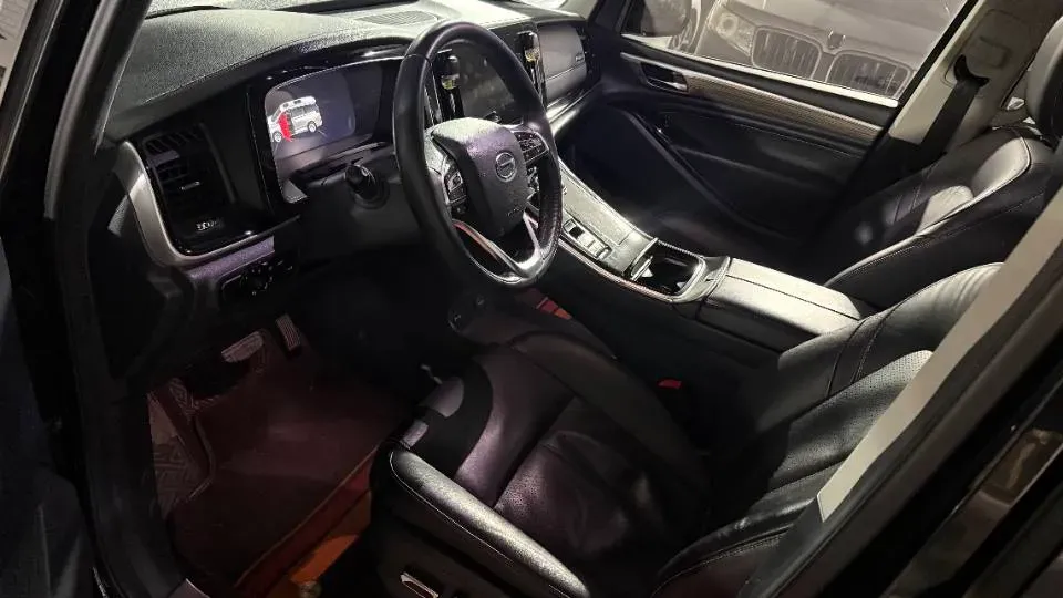 2021 GAC Trumpchi M8 2.0T 252HP L4 8AT,autocango,china used car exporter,china ev exporter,chinese used car exporter,chinese used ev exporter