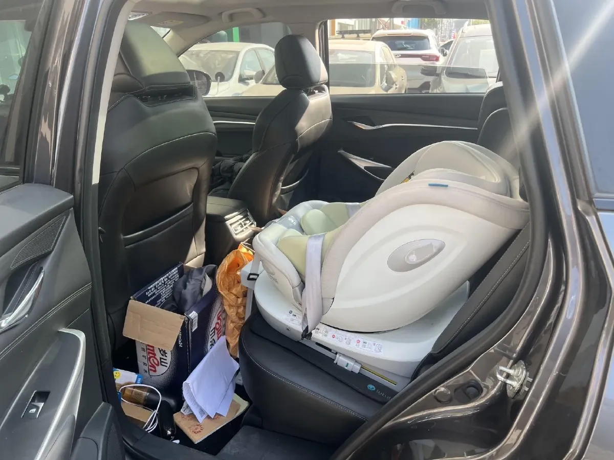 2020 ChangAn CS75 Plus 1.5T 178HP L4 6AT,autocango,china used car exporter,china ev exporter,chinese used car exporter,chinese used ev exporter