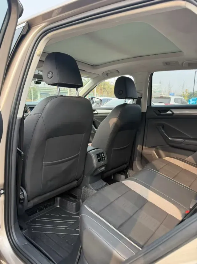 2018 Mitsubishi Eclipse Cross 1.5T 170HP L4 CVT,autocango,china used car exporter,china ev exporter,chinese used car exporter,chinese used ev exporter