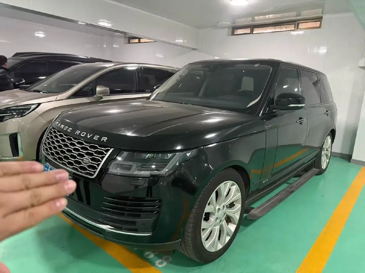 2018 Land Rover Range Rover 3.0T 381HP V6 8AT