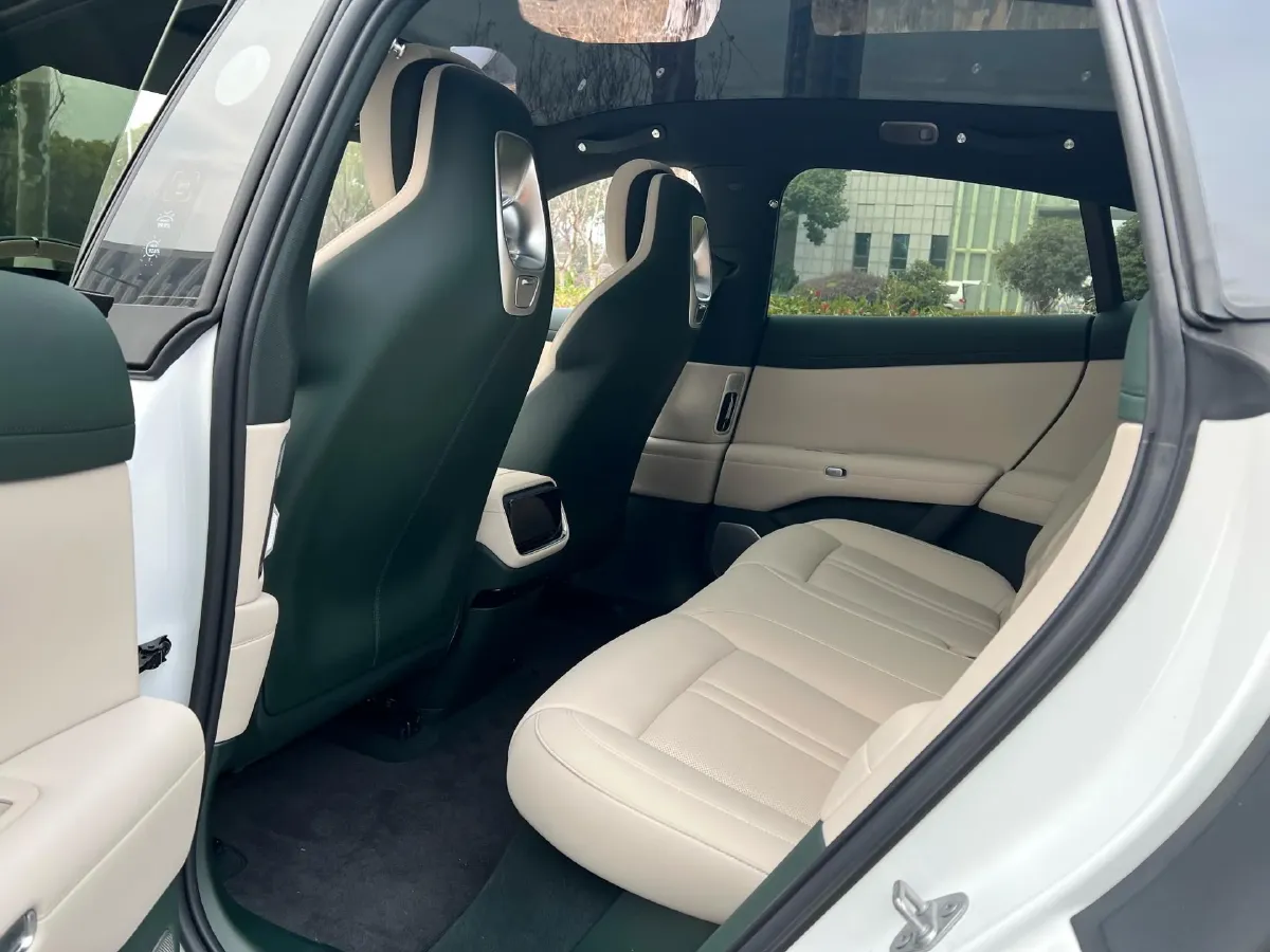 2025 MI YU7 BEV 96.3KWH,autocango,china used car exporter,china ev exporter,chinese used car exporter,chinese used ev exporter