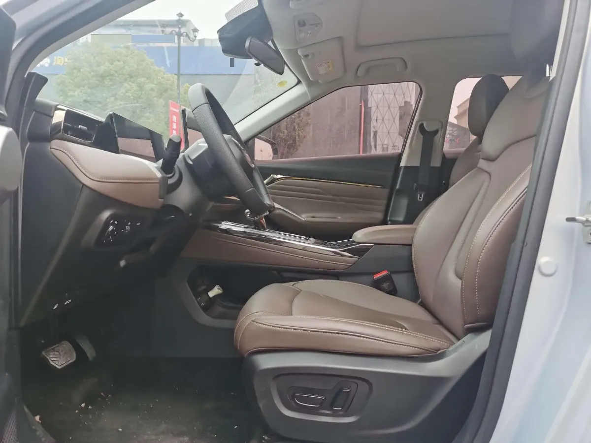 2024 GAC Trumpchi GS4 1.5T 177HP L4 7DCT,autocango,china used car exporter,china ev exporter,chinese used car exporter,chinese used ev exporter