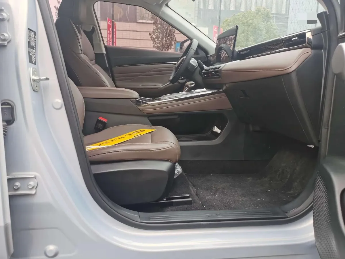 2024 GAC Trumpchi GS4 1.5T 177HP L4 7DCT,autocango,china used car exporter,china ev exporter,chinese used car exporter,chinese used ev exporter