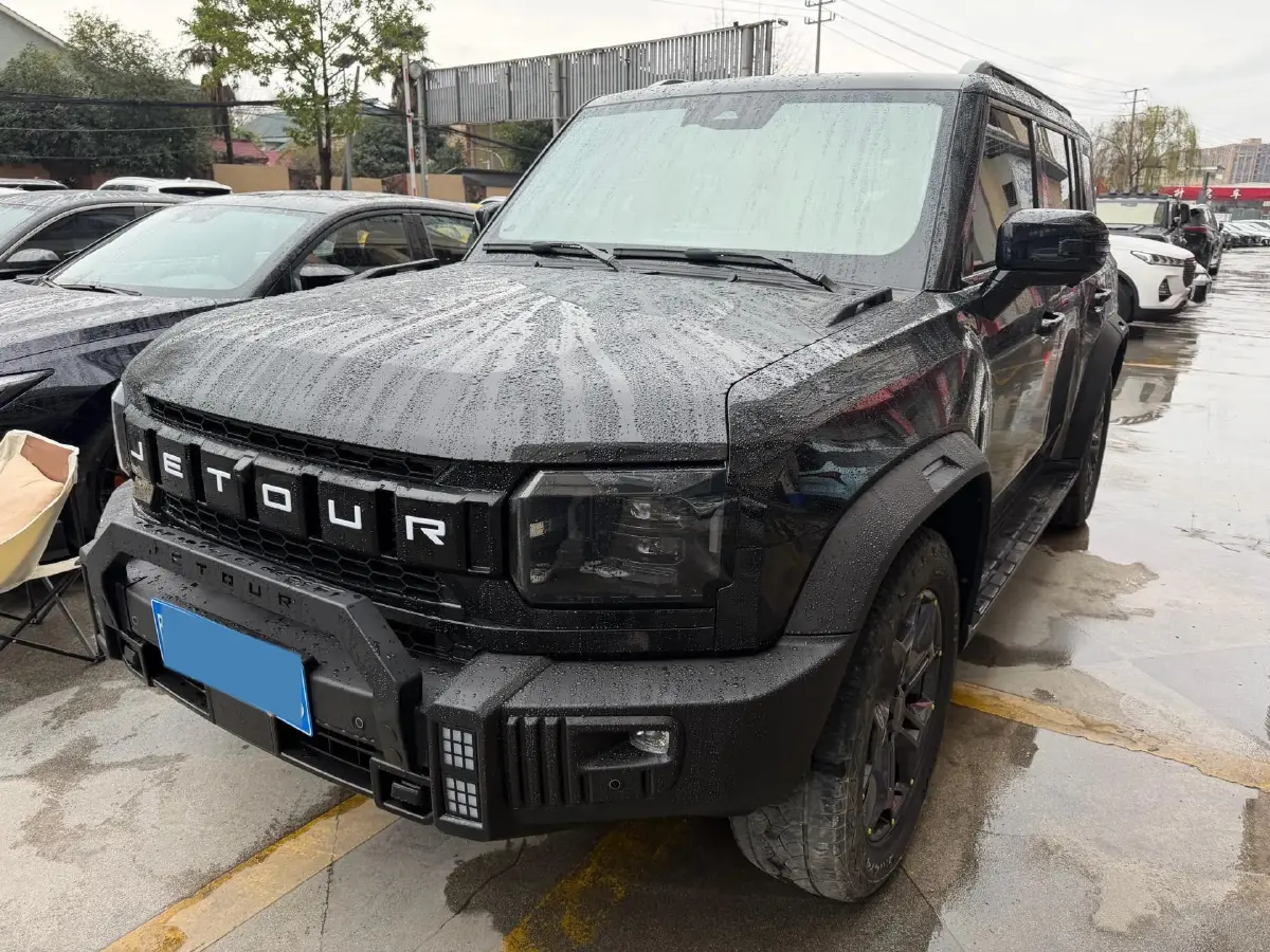 2023 Jetour Traveller 2.0T 254HP L4 7DCT