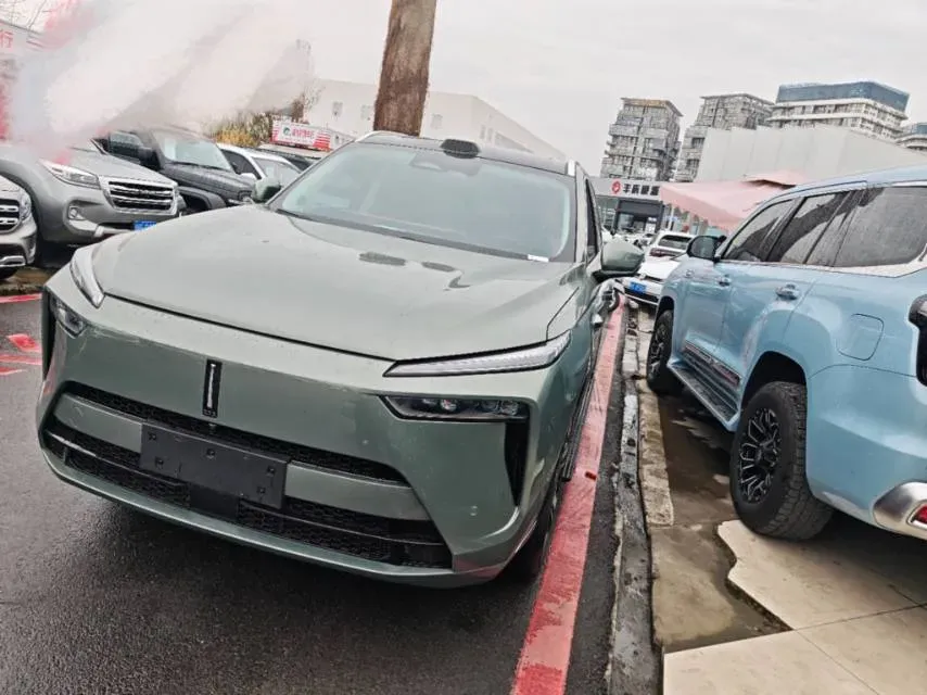 2025 WEY BlueMountain 1.5T 170HP L4 4DHT PHEV 44.5KWH,autocango,china used car exporter,china ev exporter,chinese used car exporter,chinese used ev exporter