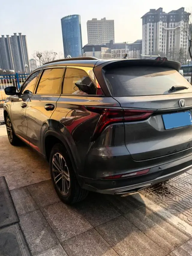 2022 ChangAn CS75 Plus 1.5T 178HP L4 6AT,autocango,china used car exporter,china ev exporter,chinese used car exporter,chinese used ev exporter