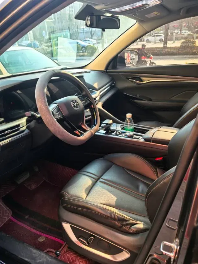 2022 ChangAn CS75 Plus 1.5T 178HP L4 6AT,autocango,china used car exporter,china ev exporter,chinese used car exporter,chinese used ev exporter