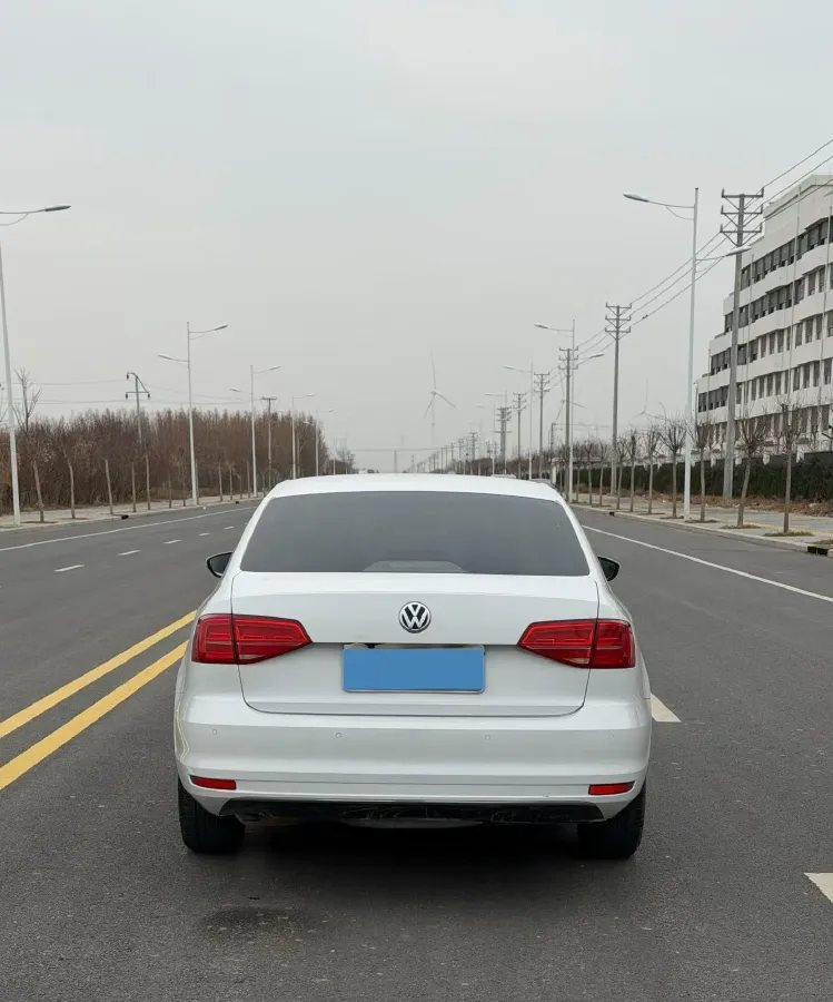 2018 KingLong KaiTe 2.3T 110HP L4 5MT,autocango,china used car exporter,china ev exporter,chinese used car exporter,chinese used ev exporter