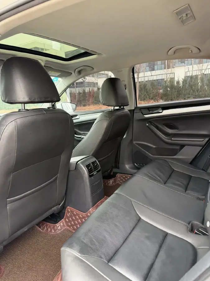 2018 KingLong KaiTe 2.3T 110HP L4 5MT,autocango,china used car exporter,china ev exporter,chinese used car exporter,chinese used ev exporter